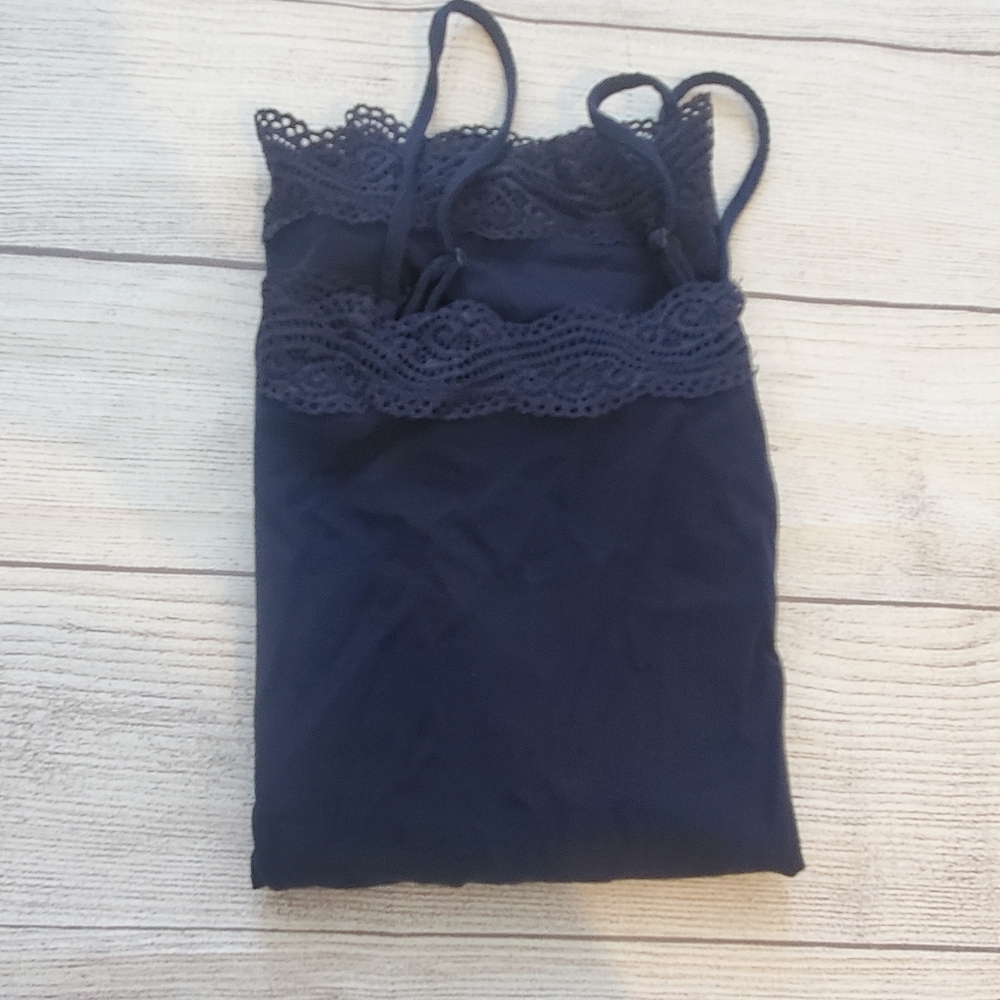 Ann Taylor lacy navy tank top. Size XL Women's